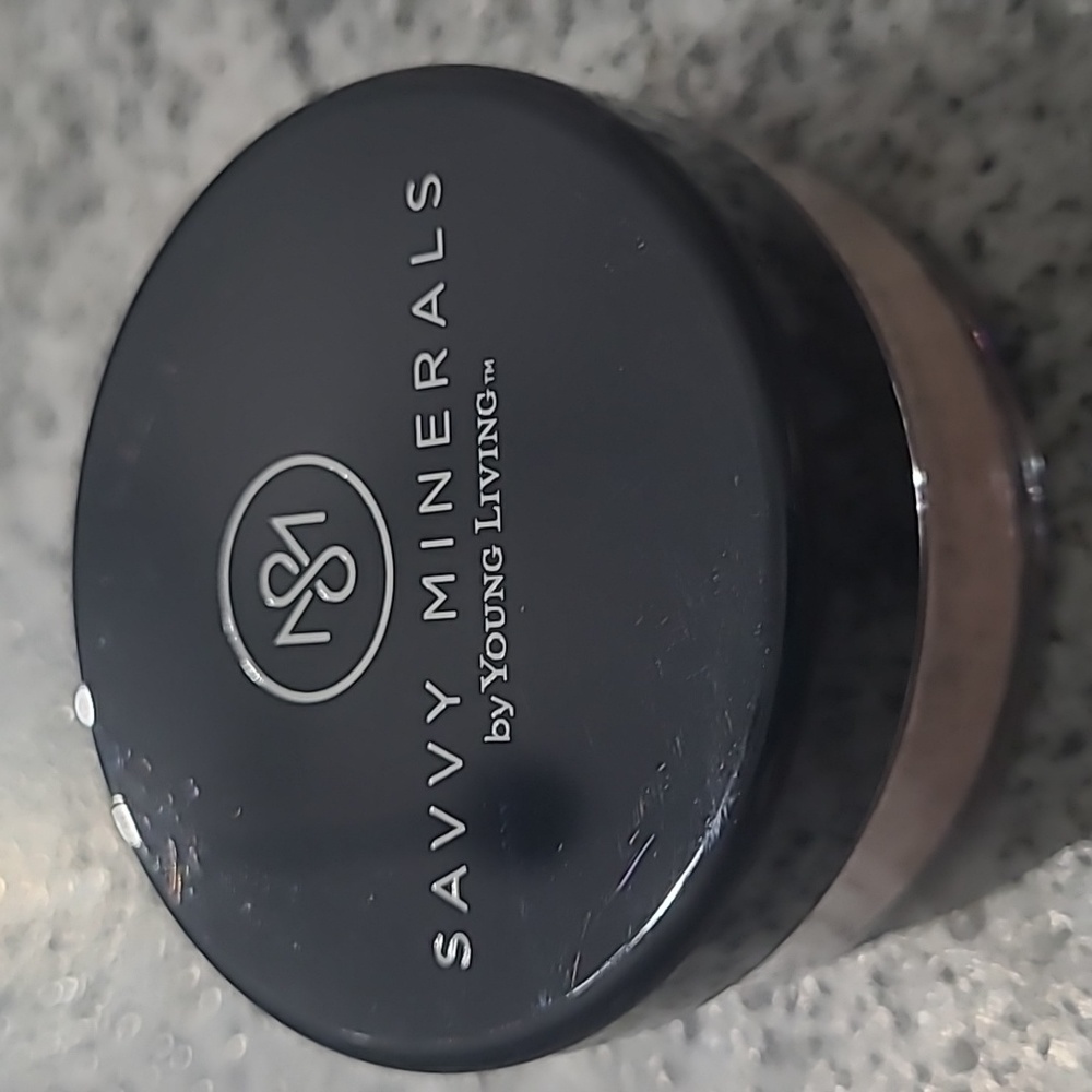 Young Living Cool #1 Savvy Minerals Powder Foundation NEW